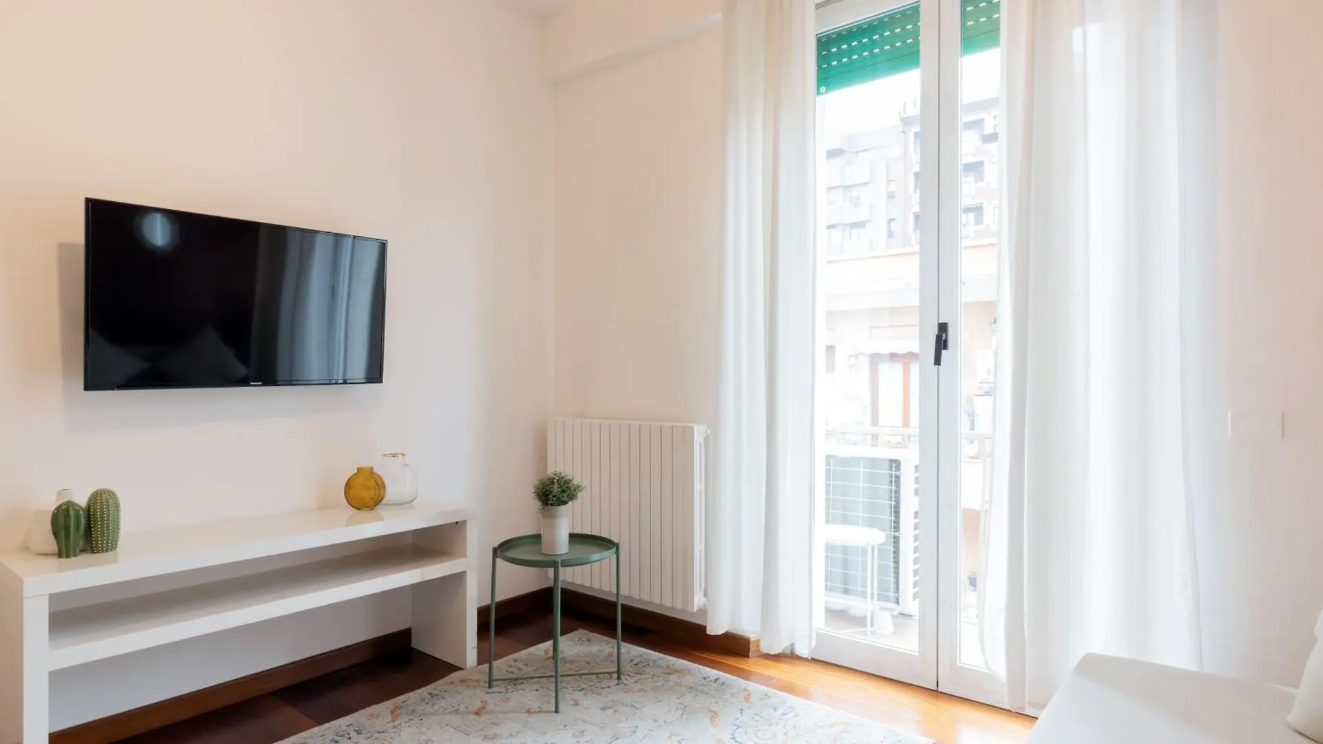 Milano Citylife Suites - Fully Equipped Apartments