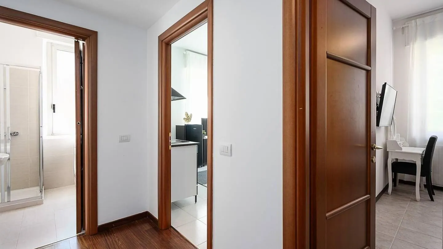 Milano Citylife Suites - Fully Equipped Apartments  Milan